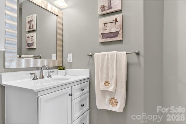 2121 Regatta Lane, Denver, NC 28037