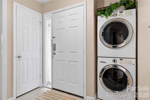 2121 Regatta Lane, Denver, NC 28037