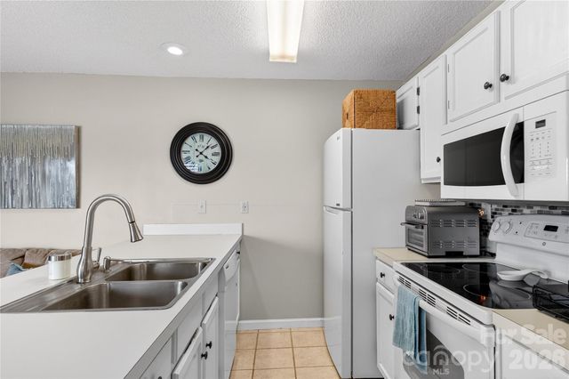 2121 Regatta Lane, Denver, NC 28037