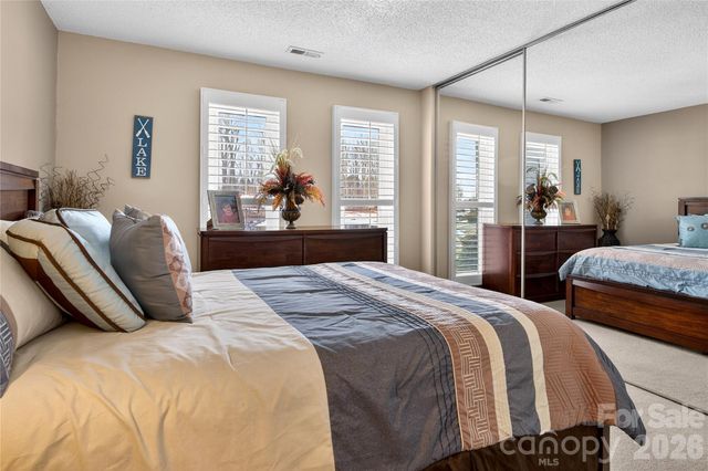 2121 Regatta Lane, Denver, NC 28037