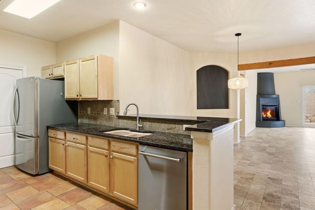 3743 Candelarias Lane NW, Albuquerque, NM 87107