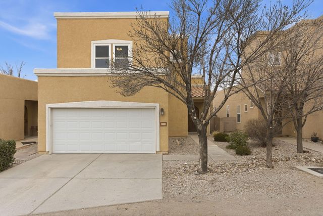 3743 Candelarias Lane NW, Albuquerque, NM 87107