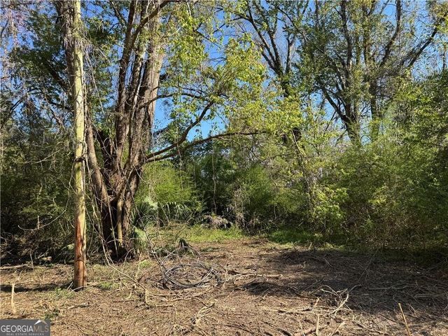 5076 Jacksonville Avenue, Brunswick, GA 31523