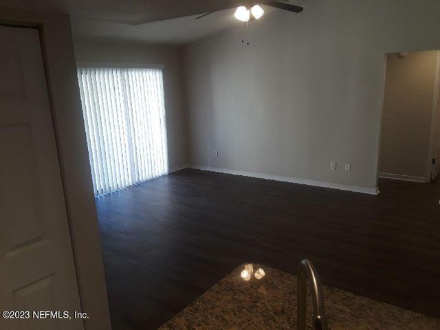 1503 CHALLENGER Court 1503, Jacksonville, FL 32233