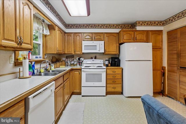 12622 EASTBOURNE DR, Silver Spring, MD 20904