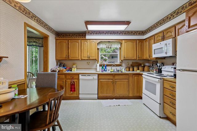 12622 EASTBOURNE DR, Silver Spring, MD 20904