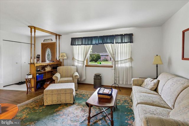 12622 EASTBOURNE DR, Silver Spring, MD 20904