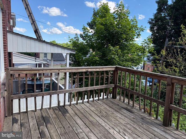 14 S 12TH ST, Pottsville, PA 17901