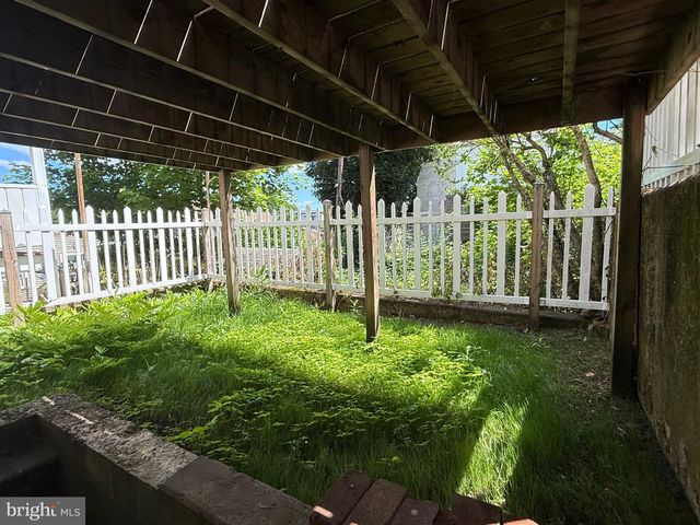 14 S 12TH ST, Pottsville, PA 17901