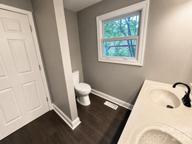 1115 Wilson W Lee Boulevard, Statesville, NC 28677