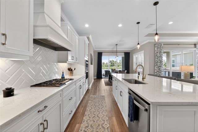 10253 CANAVERAL CIRCLE, Sarasota, FL 34241