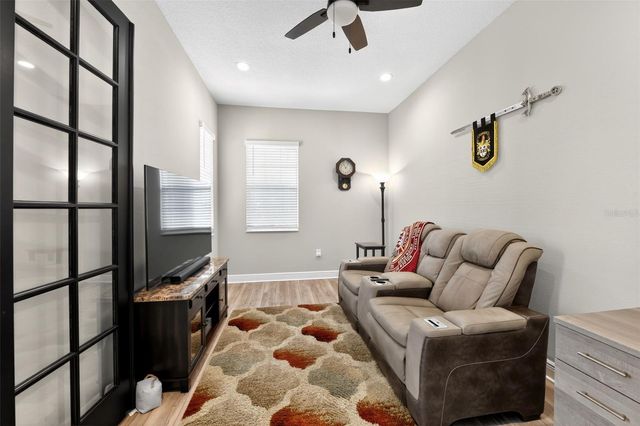 10253 CANAVERAL CIRCLE, Sarasota, FL 34241