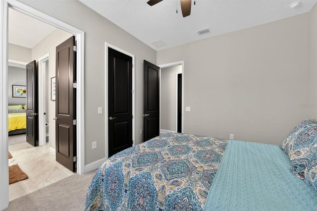 10253 CANAVERAL CIRCLE, Sarasota, FL 34241