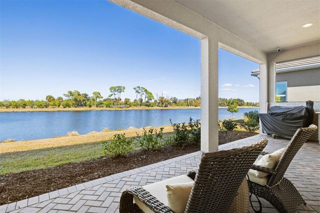 10253 CANAVERAL CIRCLE, Sarasota, FL 34241