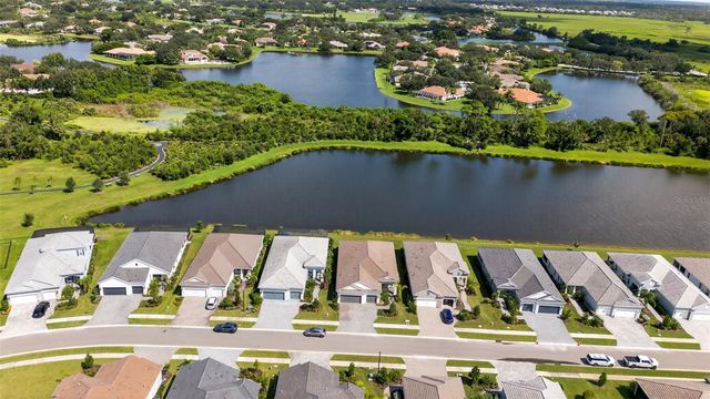 10253 CANAVERAL CIRCLE, Sarasota, FL 34241