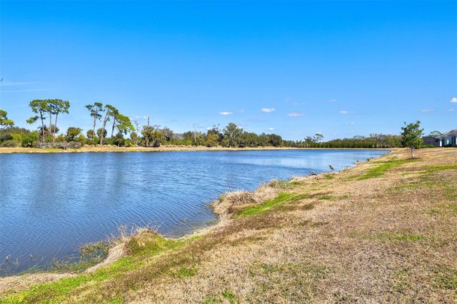 10253 CANAVERAL CIRCLE, Sarasota, FL 34241