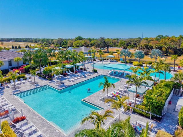 10253 CANAVERAL CIRCLE, Sarasota, FL 34241