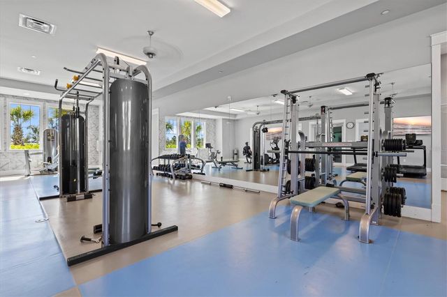 10253 CANAVERAL CIRCLE, Sarasota, FL 34241