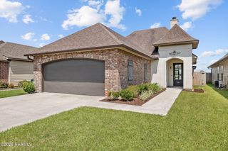 106 Adler Place, Youngsville, LA 70592