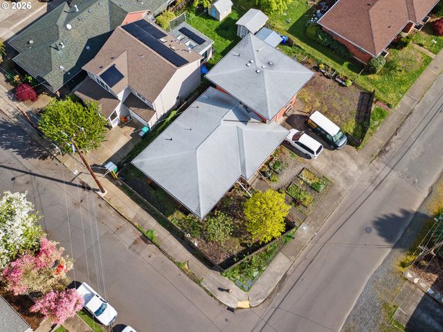 3710 Se 49TH Ave, Portland, OR 97206