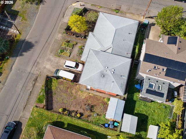 3710 Se 49TH Ave, Portland, OR 97206