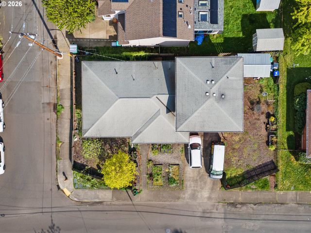 3710 Se 49TH Ave, Portland, OR 97206