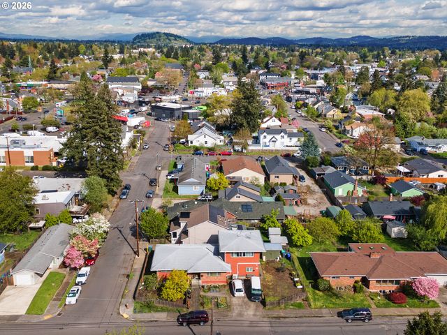 3710 Se 49TH Ave, Portland, OR 97206