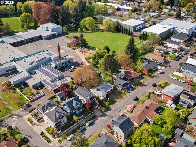 3710 Se 49TH Ave, Portland, OR 97206