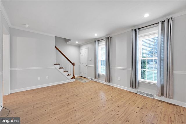 52 LOCUST LN, Willow Street, PA 17584