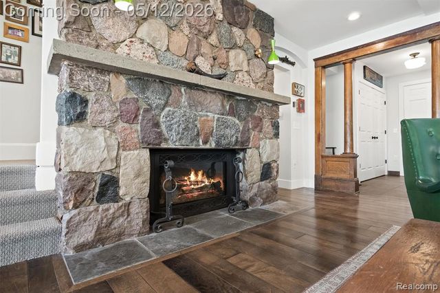 6390 Commerce Road, West Bloomfield, MI 48324