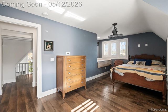 6390 Commerce Road, West Bloomfield, MI 48324