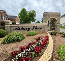 110 Asbury Place Court, Clemmons, NC 27012