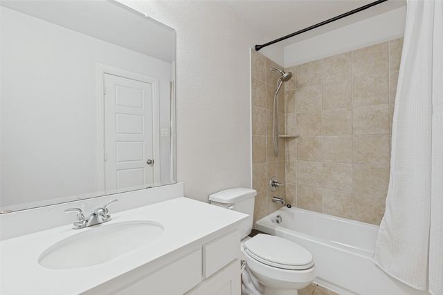 1405 Sea Island Road, Aubrey, TX 76227
