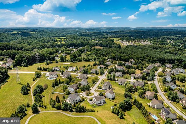1315 JAMESTOWN DR, Coatesville, PA 19320