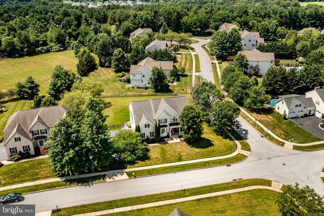 1315 JAMESTOWN DR, Coatesville, PA 19320