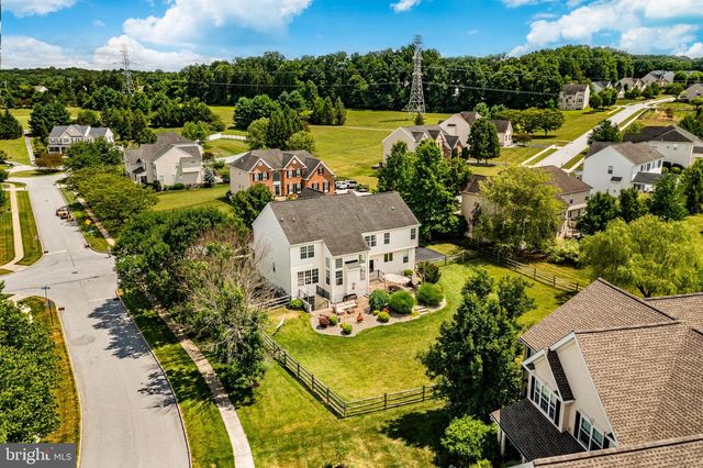 1315 JAMESTOWN DR, Coatesville, PA 19320
