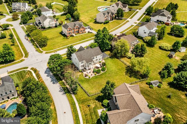 1315 JAMESTOWN DR, Coatesville, PA 19320