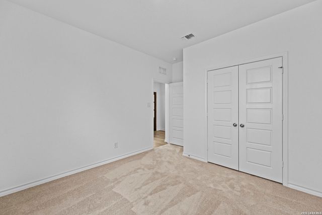 438 Nightingale Ave, Marion, TX 78124