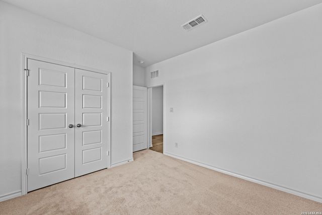 438 Nightingale Ave, Marion, TX 78124