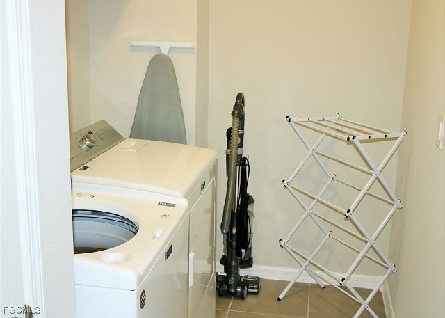 10850 Alvara Point DR, Bonita Springs, FL 34135