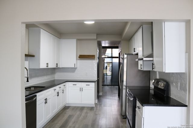 1023 Avenue B, San Antonio, TX 78215
