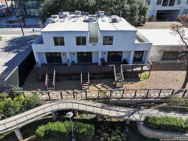 1023 Avenue B, San Antonio, TX 78215