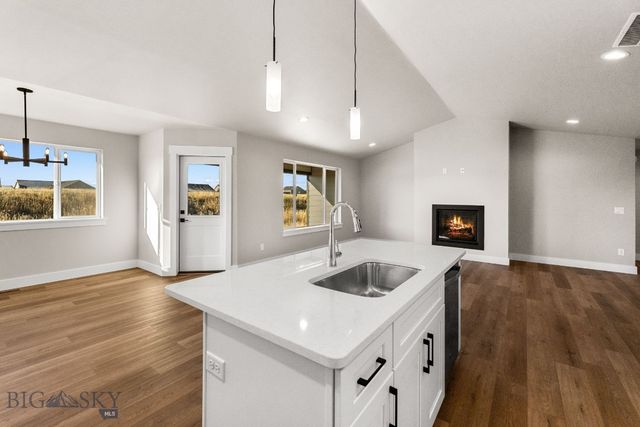 1107 Melissa Way, Belgrade, MT 59714