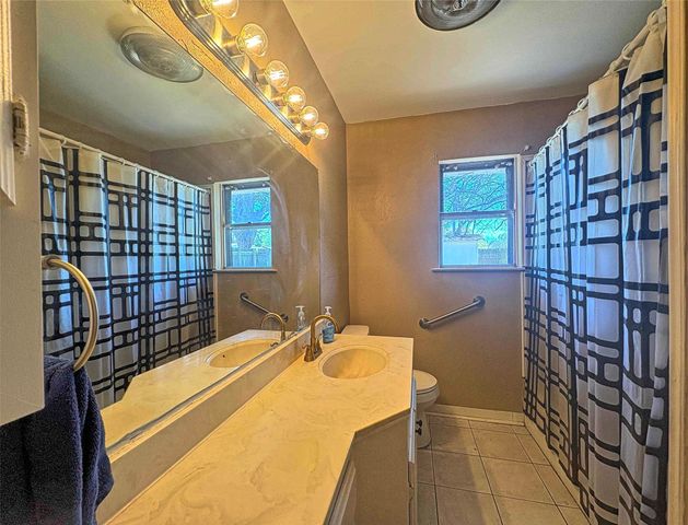 905 Bunny Rabbit Road, Athens, TX 75751