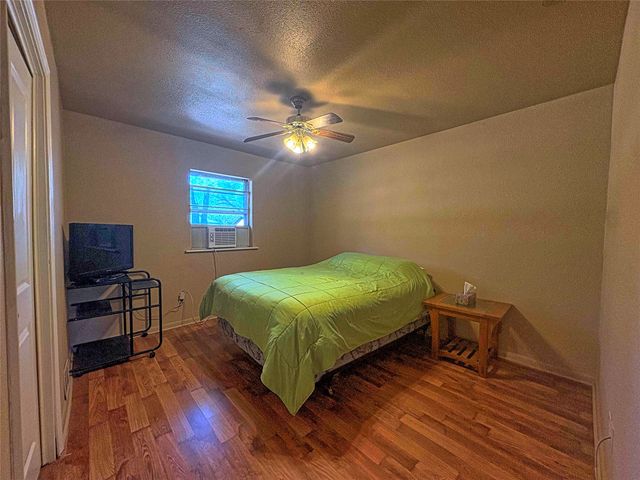 905 Bunny Rabbit Road, Athens, TX 75751