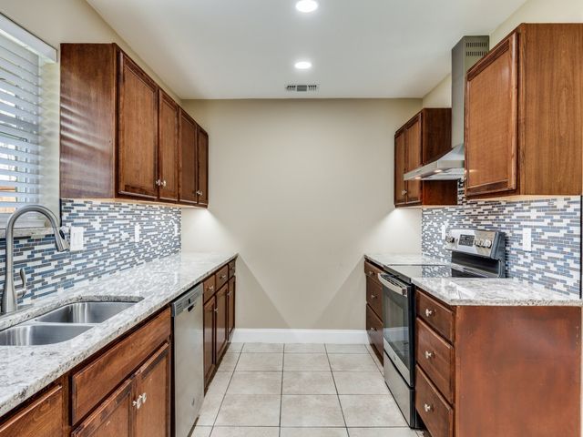 8911 Angleton Place, Dallas, TX 75243