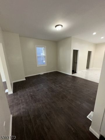377 Littleton Ave, Newark City, NJ 07103