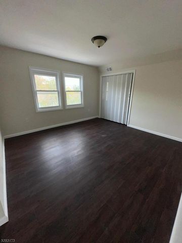377 Littleton Ave, Newark City, NJ 07103