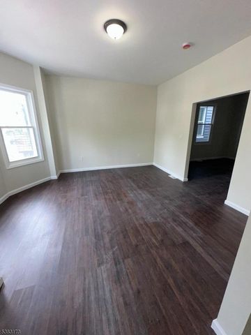 377 Littleton Ave, Newark City, NJ 07103