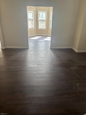 377 Littleton Ave, Newark City, NJ 07103
